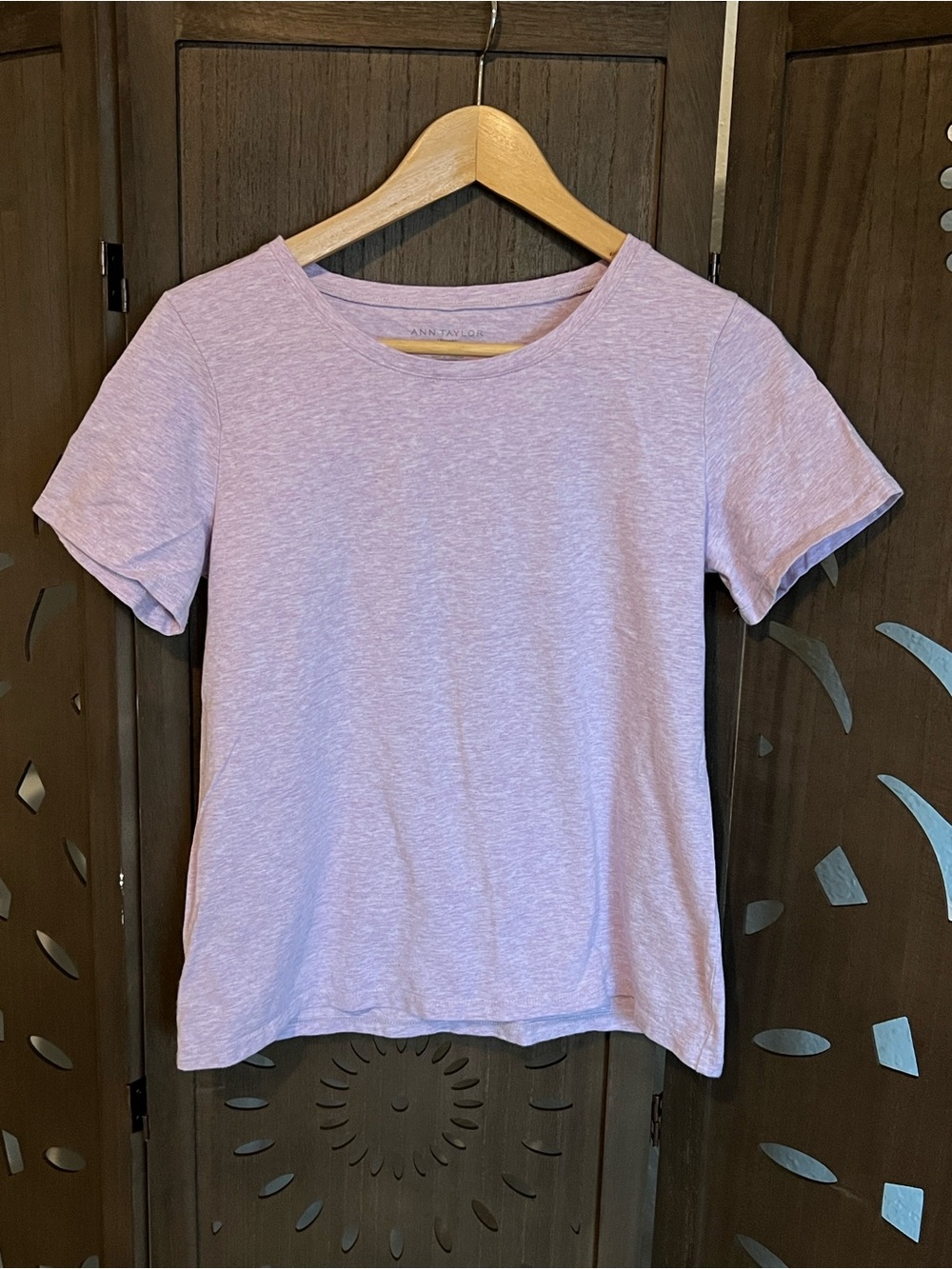 Ann Taylor Lavender Crewneck Short Sleeve Tee